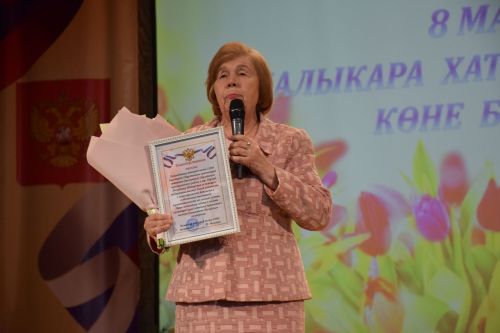 В Нурлате состоялся праздничный концерт в честь Международного женского дня