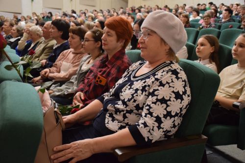 В Нурлате состоялся праздничный концерт в честь Международного женского дня