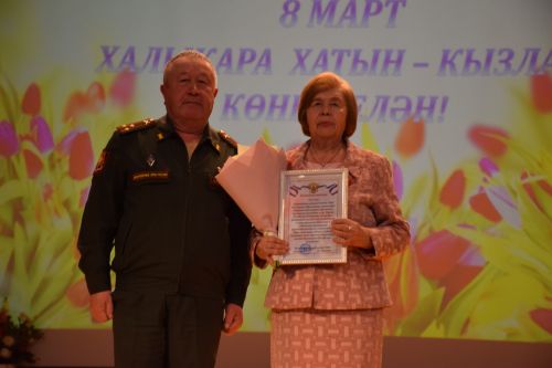 В Нурлате состоялся праздничный концерт в честь Международного женского дня