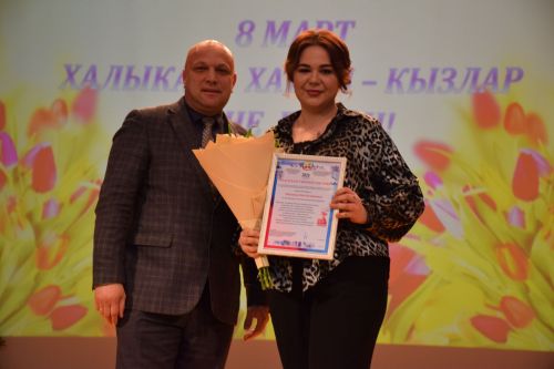 В Нурлате состоялся праздничный концерт в честь Международного женского дня