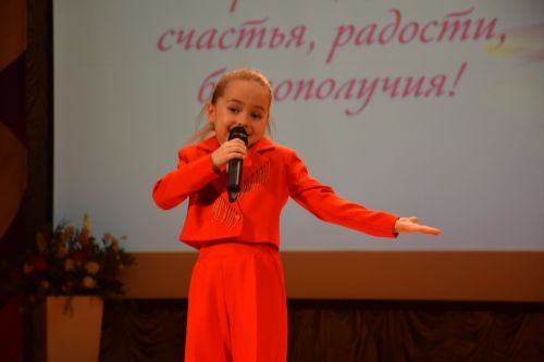 В Нурлате состоялся праздничный концерт в честь Международного женского дня
