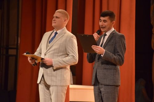 В Нурлате состоялся праздничный концерт в честь Международного женского дня