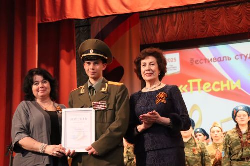 Нурлат стал площадкой для фестиваля студенческих хоров