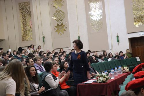 Нурлат стал площадкой для фестиваля студенческих хоров