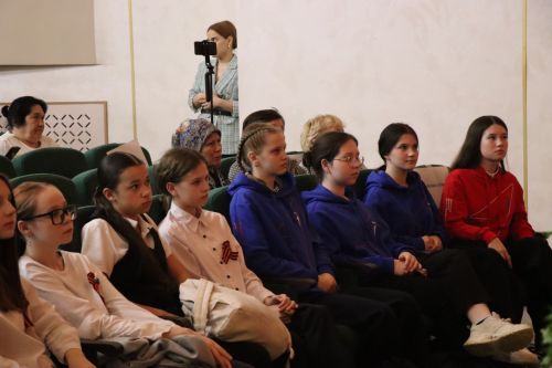 Нурлат стал площадкой для фестиваля студенческих хоров