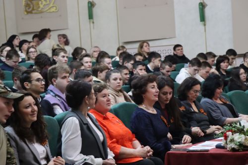 Нурлат стал площадкой для фестиваля студенческих хоров
