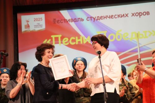 Нурлат стал площадкой для фестиваля студенческих хоров