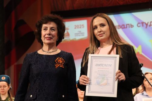 Нурлат стал площадкой для фестиваля студенческих хоров