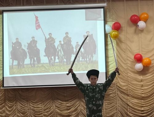 Память сердца: в Нурлатской школе №4 прошел концерт к 80-летию Победы