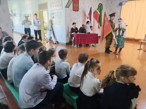 Урок мужества: в Кульбаево-Марасе прошла встреча с участником СВО