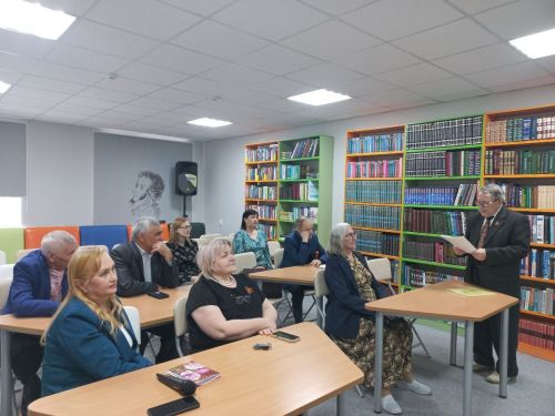 Слово и подвиг: в Нурлате почтили память погибшего героя СВО на вечере чувашской поэзии