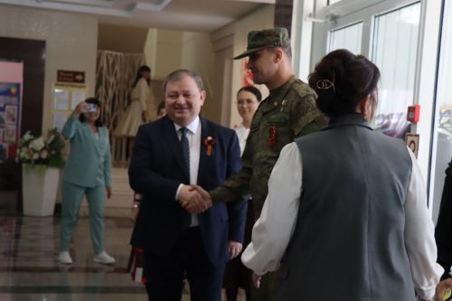 Герой России Расим Баксиков провел Урок мужества для нурлатских школьников (+ фоторепортаж)