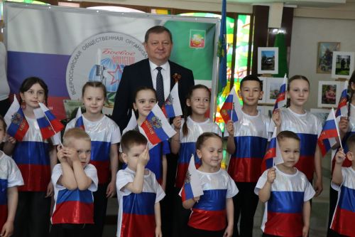 Герой России Расим Баксиков провел Урок мужества для нурлатских школьников (+ фоторепортаж)