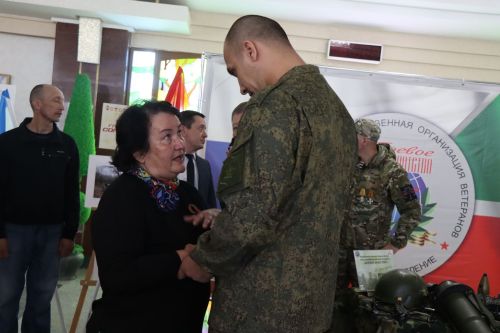 Герой России Расим Баксиков провел Урок мужества для нурлатских школьников (+ фоторепортаж)