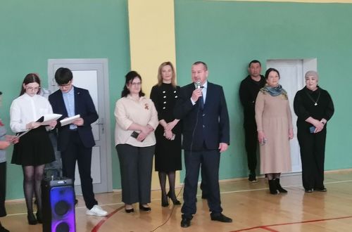 Учителя Нурлатского района стали лучшими на волейбольном турнире памяти Нила Ханнанова