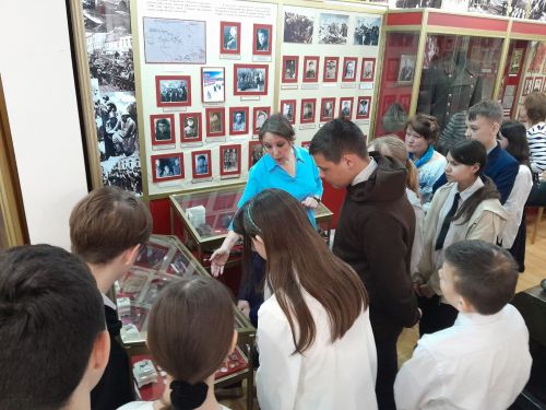 В нурлатском музее школьникам рассказали о фронтовых подвигах земляков