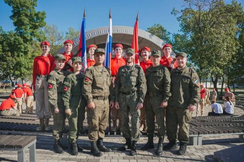 Школьница из Нурлата с честью представила Татарстан на Параде Победы в ВДЦ «Смена»