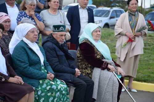 В Якушкинском сельском поселении торжественно открыли мемориальную доску памяти Хабибуллы Хамидуллина