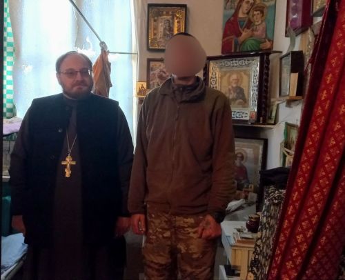 Священнослужитель из Нурлата побывал с гуманитарной миссией в госпиталях ДНР и ЛНР