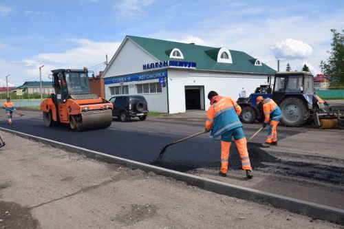 В Нурлате активно ведутся дорожные работы на объездной и городских улицах