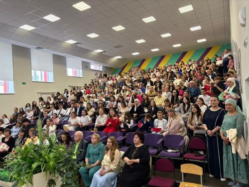 В НДШИ «Сэлэт» состоялся юбилейный выпуск 2025 года