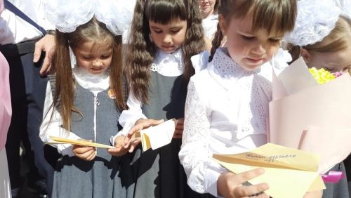 Трогательная акция «Самолетик будущего» прошла в школах Нурлата