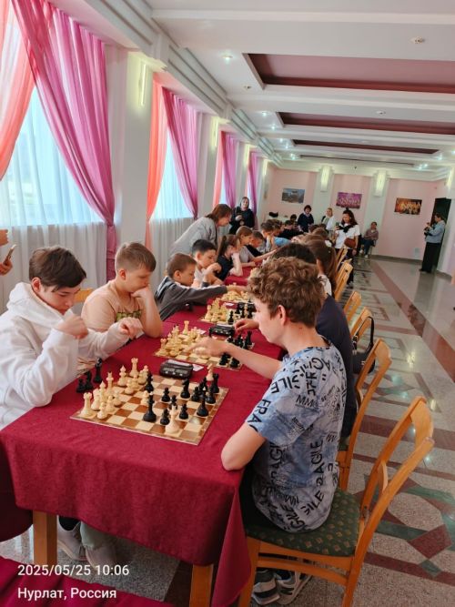 В Нурлате прошли районные турниры по шахматам и шашкам среди детей