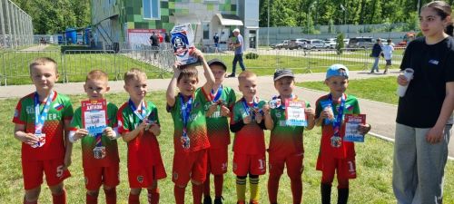 Воспитанники спортшколы им. Г. Хусаинова с триумфом вернулись с международного турнира по мини-футболу