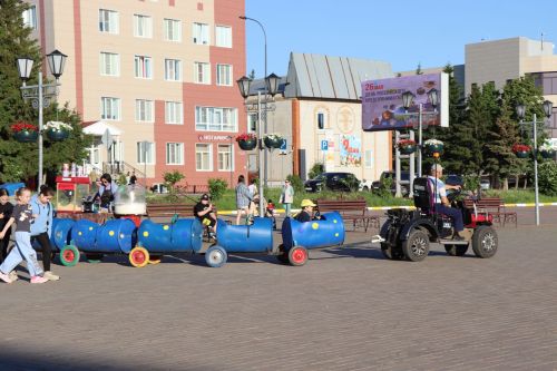День российского предпринимательства в Нурлате отметили большим праздничным концертом