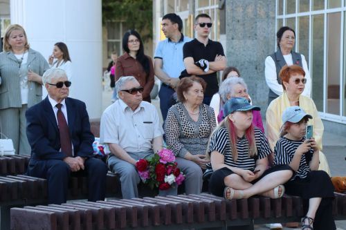 День российского предпринимательства в Нурлате отметили большим праздничным концертом