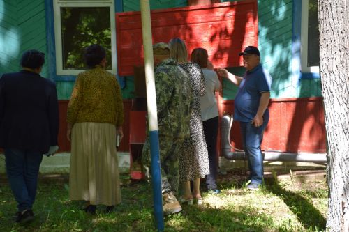 Глава Нурлатского района ознакомился с подготовкой детского лагеря «Заречный» к летнему сезону