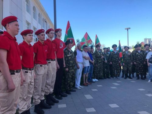 В Нурлате торжественно отметили XII слёт Юнармии и День рождения движения