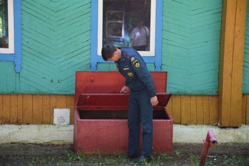 Глава Нурлатского района ознакомился с подготовкой детского лагеря «Заречный» к летнему сезону
