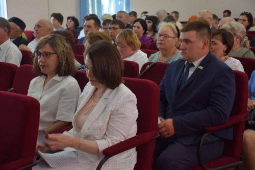 Состоялась очередная сессия советов Нурлатского муниципального района и города Нурлат