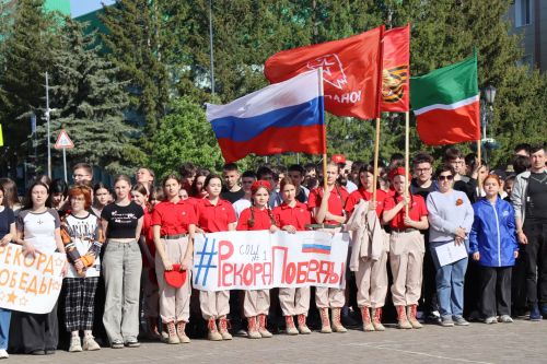 В Нурлате установили «Рекорд Победы»: участники отжались 29 220 раз в честь мирных дней