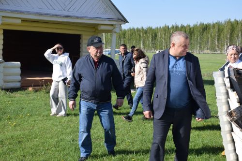 Дамир Ишкинеев рабочее совещание по проведению Сабантуя провел на майдане