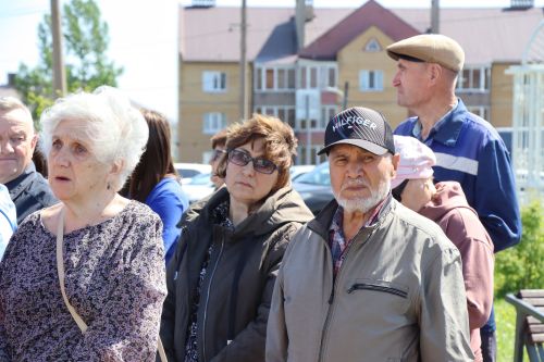 В Нурлате торжественно открыли Аллею Победы в честь героев-железнодорожников