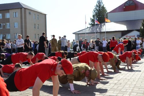 В Нурлате установили «Рекорд Победы»: участники отжались 29 220 раз в честь мирных дней