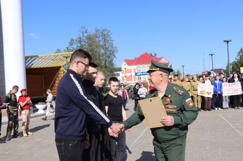 В Нурлате установили «Рекорд Победы»: участники отжались 29 220 раз в честь мирных дней