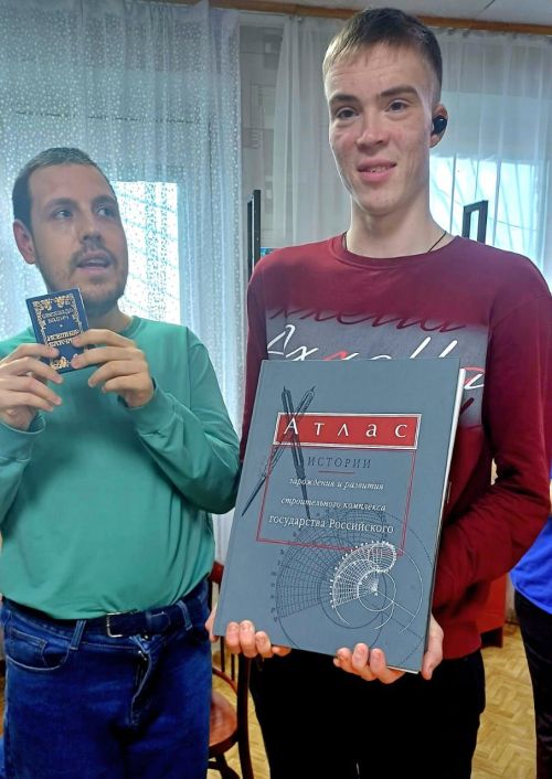 В Нурлате отметили День борьбы за права инвалидов творческим визитом в библиотеку