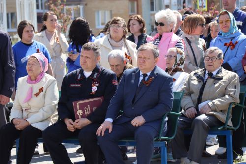 В Нурлате торжественно открыли Аллею Победы в честь героев-железнодорожников