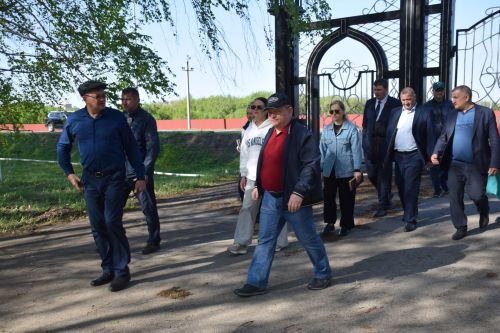 Дамир Ишкинеев рабочее совещание по проведению Сабантуя провел на майдане