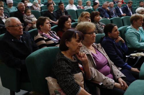 В Нурлате состоялся благотворительный фестиваль «Связь поколений» (+фоторепортаж)