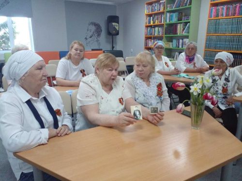 В клубе «Веста» Нурлатской библиотеки прошел вечер памяти ко Дню Победы