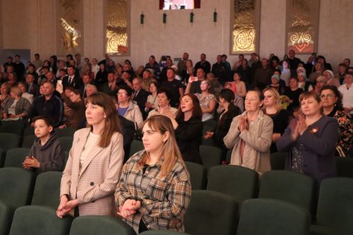 В Нурлате состоялся благотворительный фестиваль «Связь поколений» (+фоторепортаж)