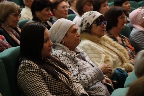 В Нурлате состоялся благотворительный фестиваль «Связь поколений» (+фоторепортаж)