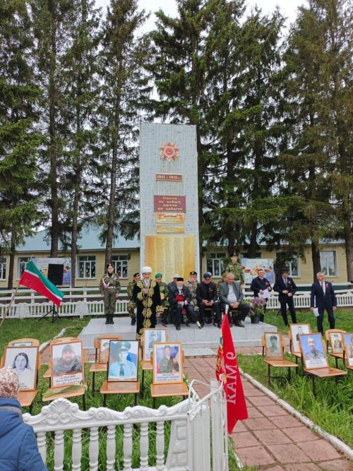 В селе Чулпаново праздничный митинг ко Дню Победы прошел с участием ветерана войны Каима Самигуллина