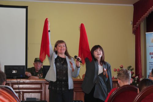 Для юных нурлатцев прошел Урок патриотизма от представителей «Клуба воинской славы»