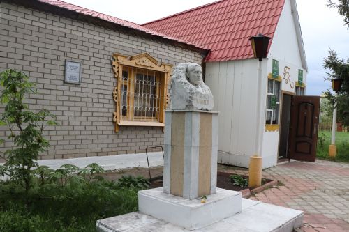 В Нурлатском районе почтили память основоположника татарского театра Габдуллы Кариева