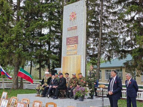 В селе Чулпаново праздничный митинг ко Дню Победы прошел с участием ветерана войны Каима Самигуллина